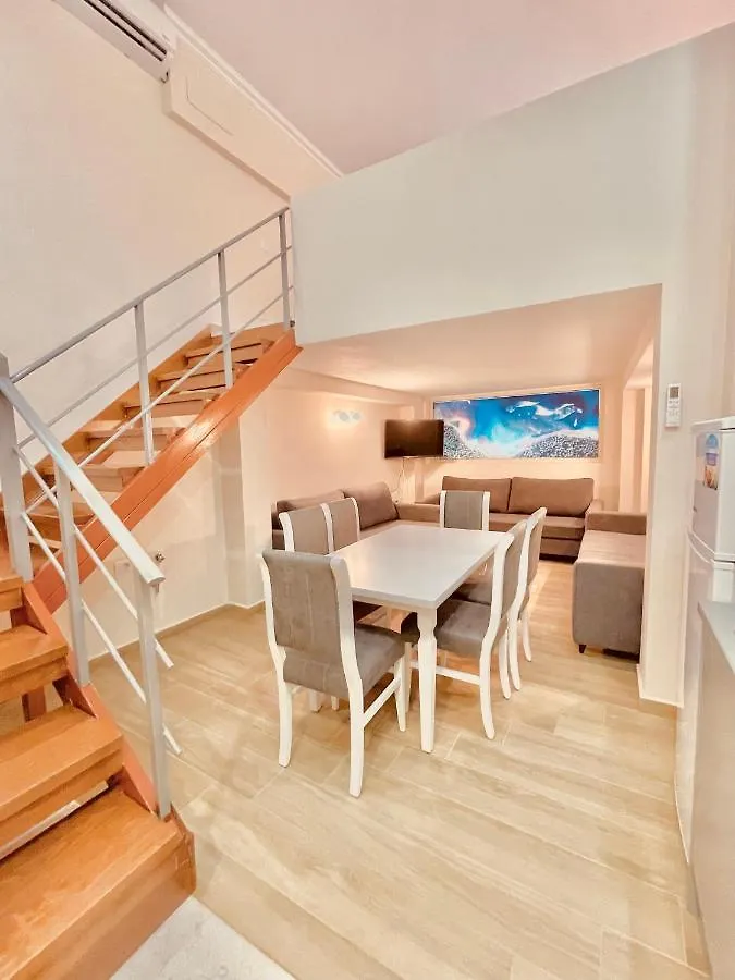 Flors Apartments Durrës