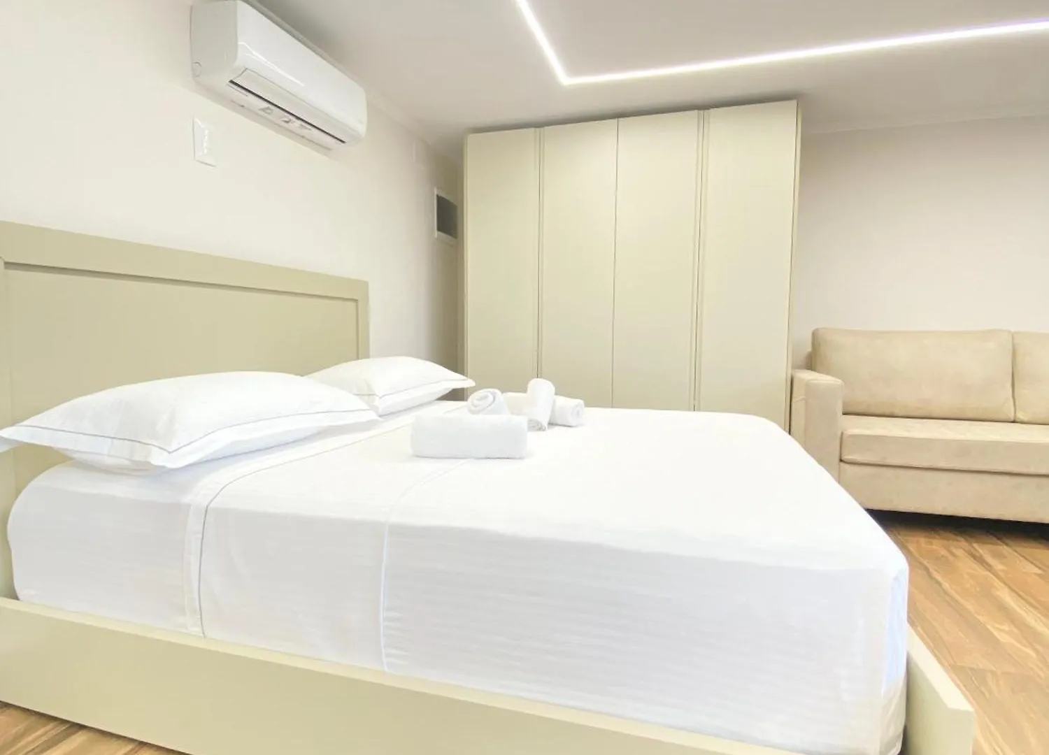 Flor’s Villas Durrës Albania