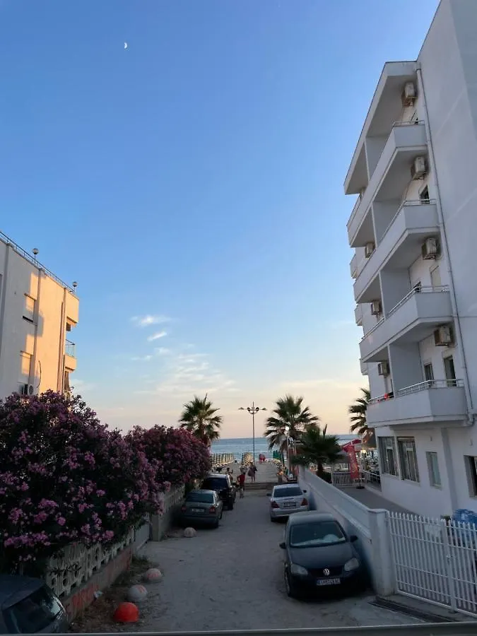 Flors Apartments Durres