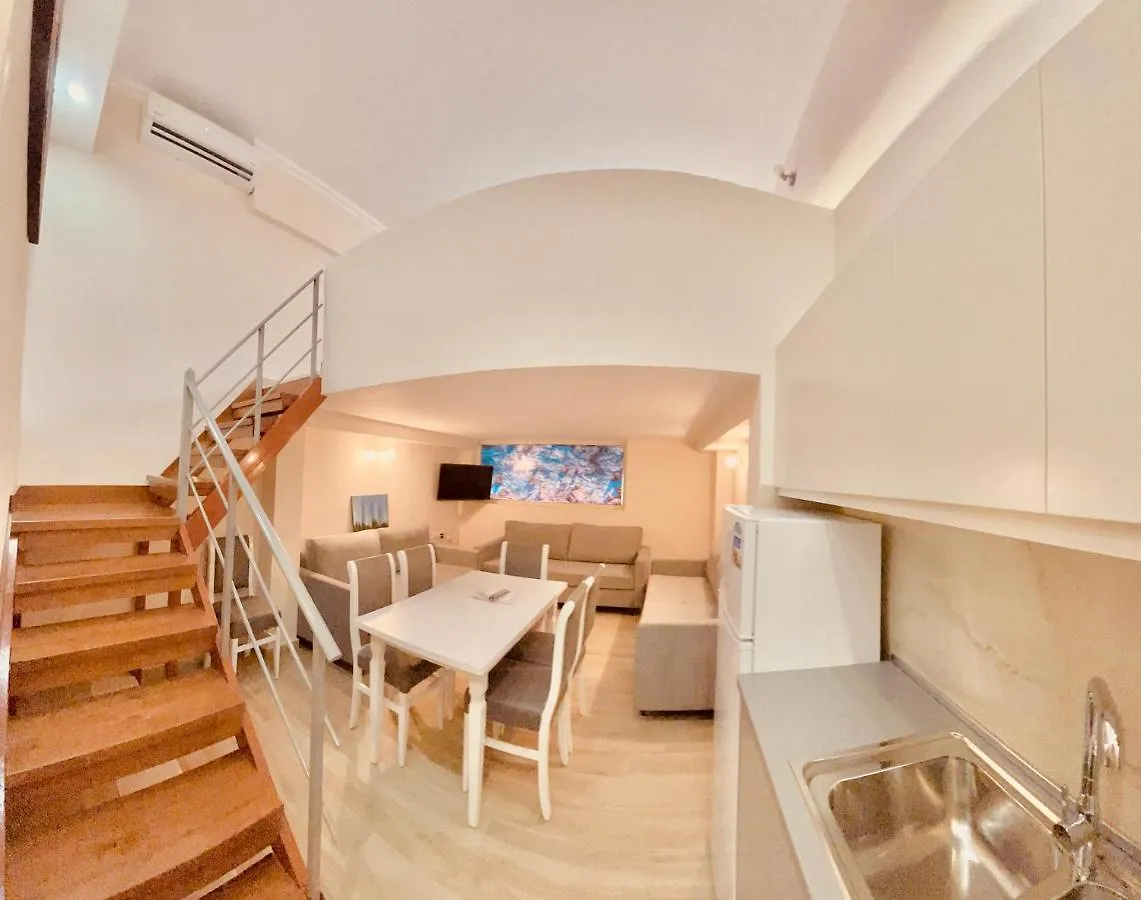 Flors Apartments Durres