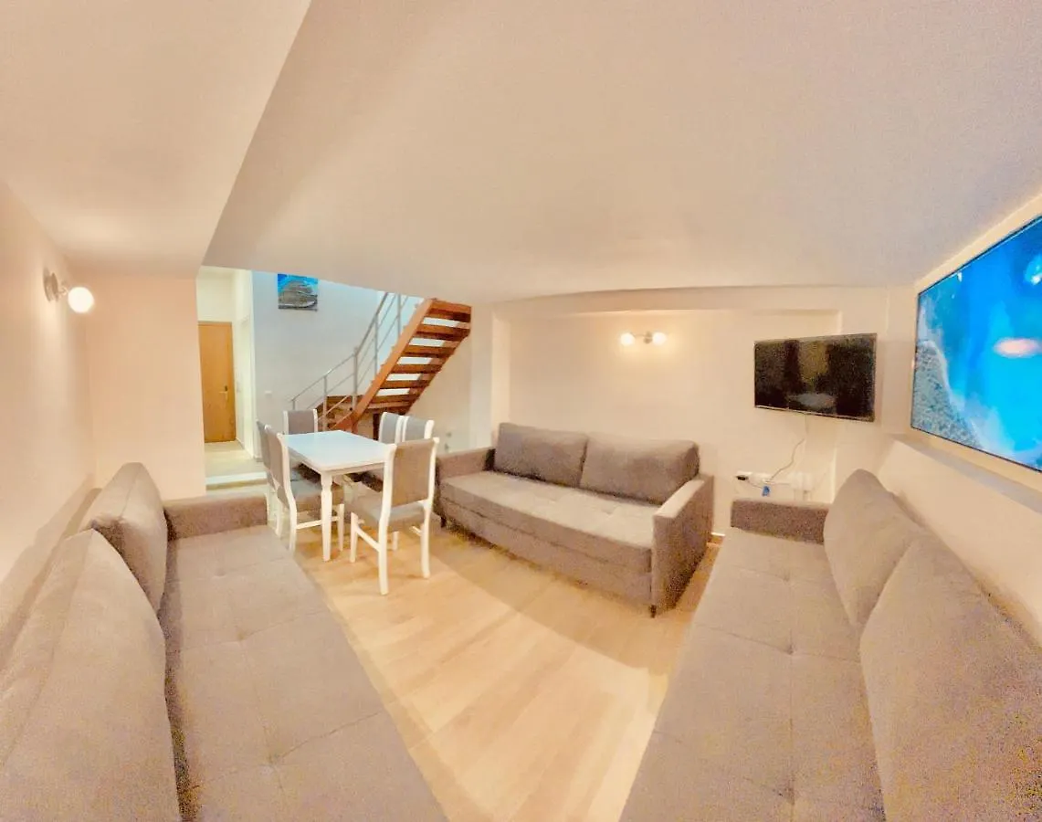 Flors Apartments Durres