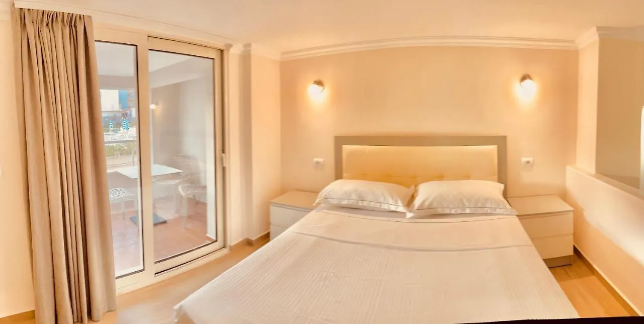 Flors Apartments Durres