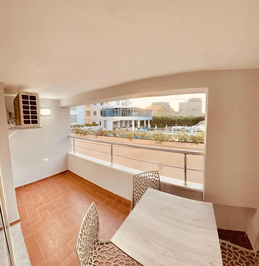 Flors Apartments Durres Albania