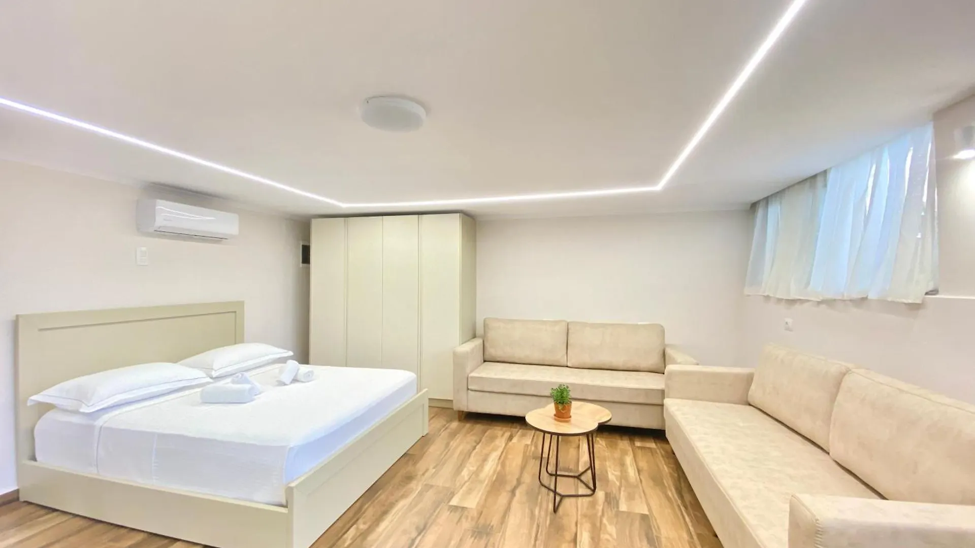 Flors Apartments Durres