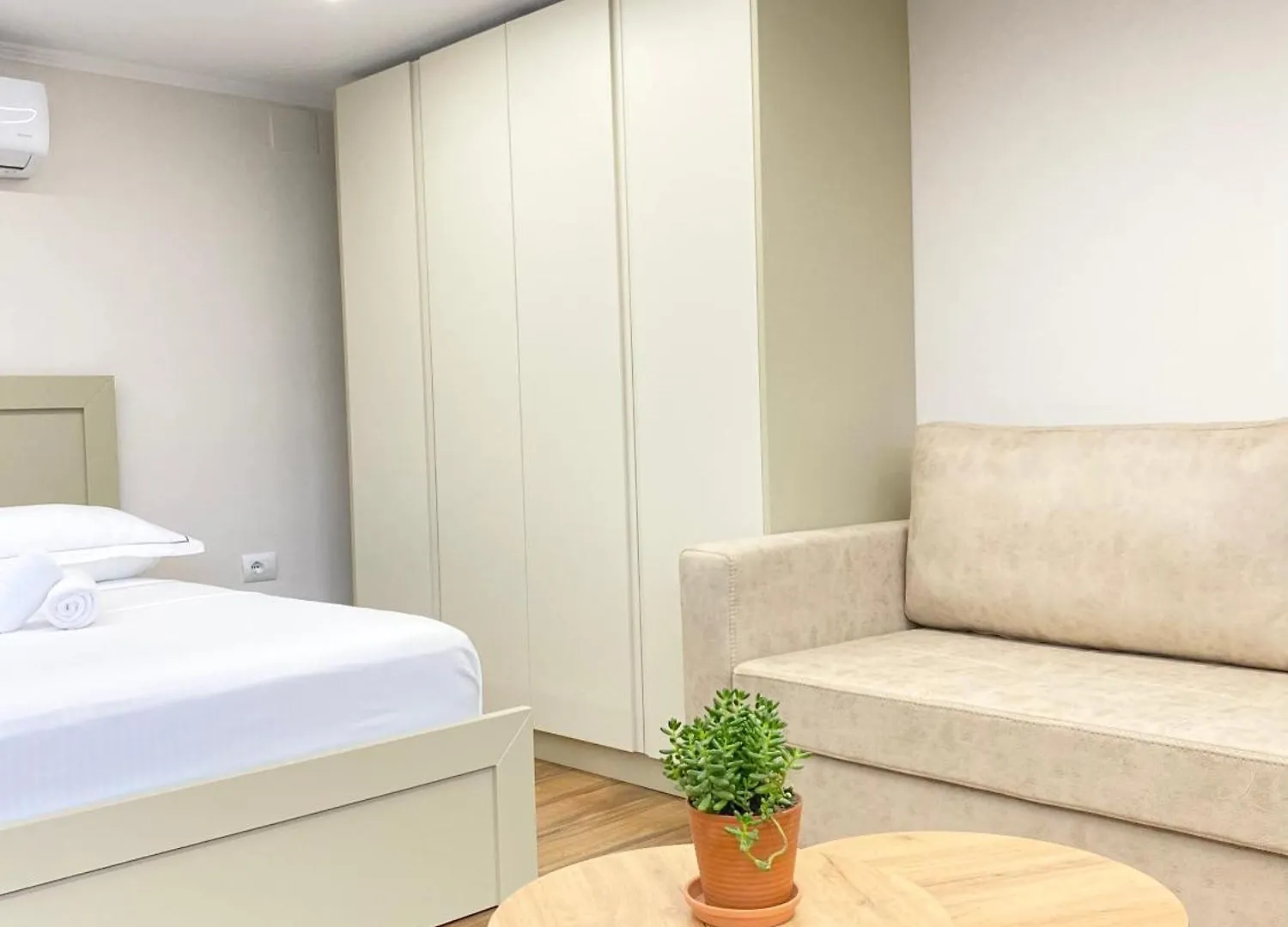 Flors Apartments Durres